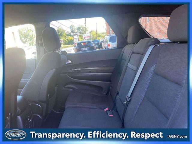 Used 2023 Dodge Durango SXT AWD/4WD image 12