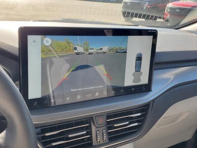 Used 2023 Ford Escape SE image 25