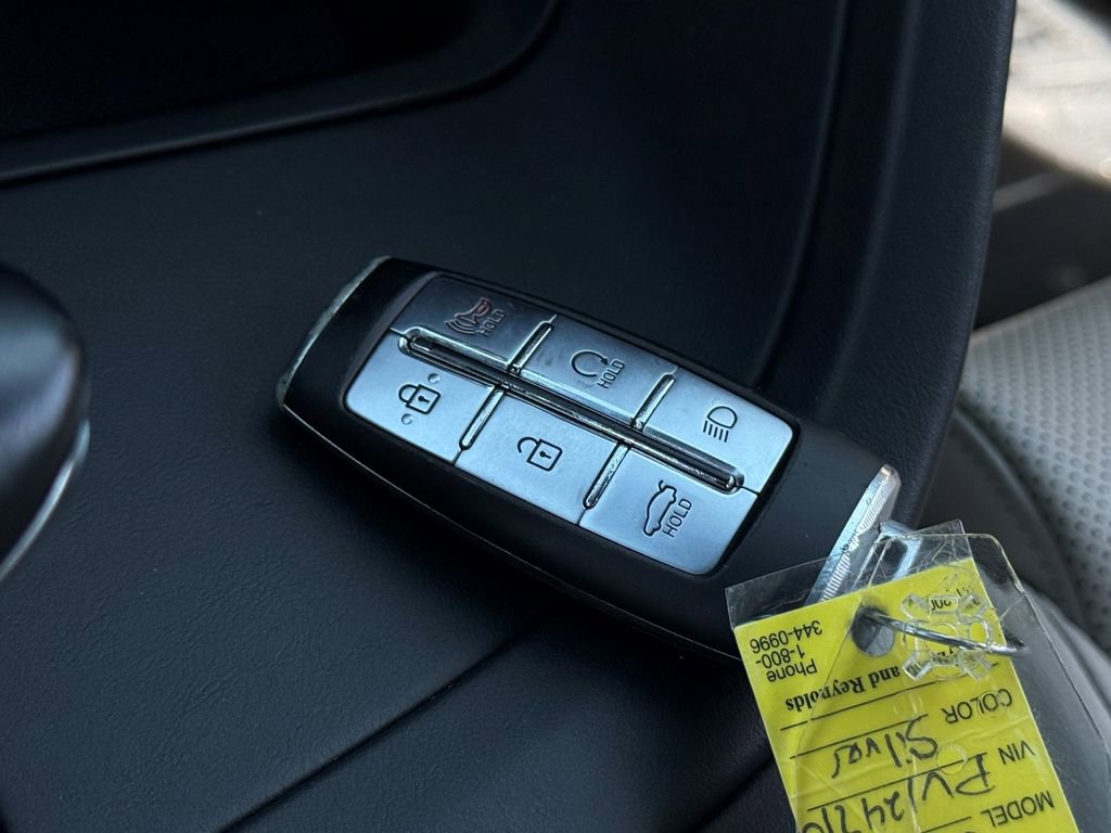 Used 2023 Genesis G70 2.0T image 34