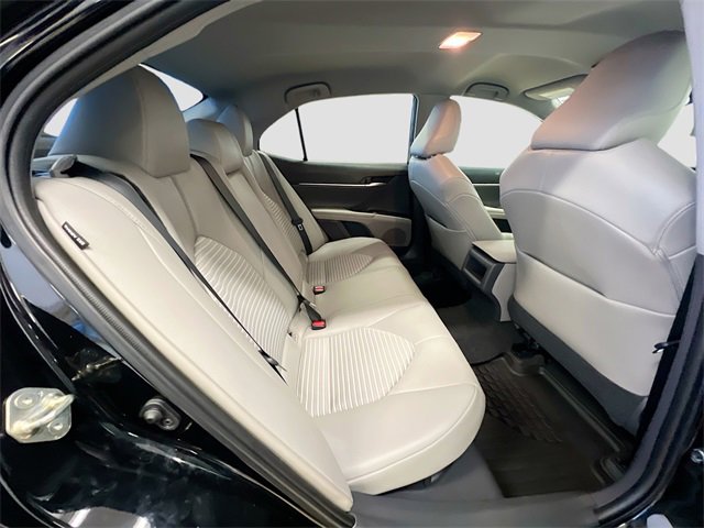 Used 2020 Toyota Camry SE image 26
