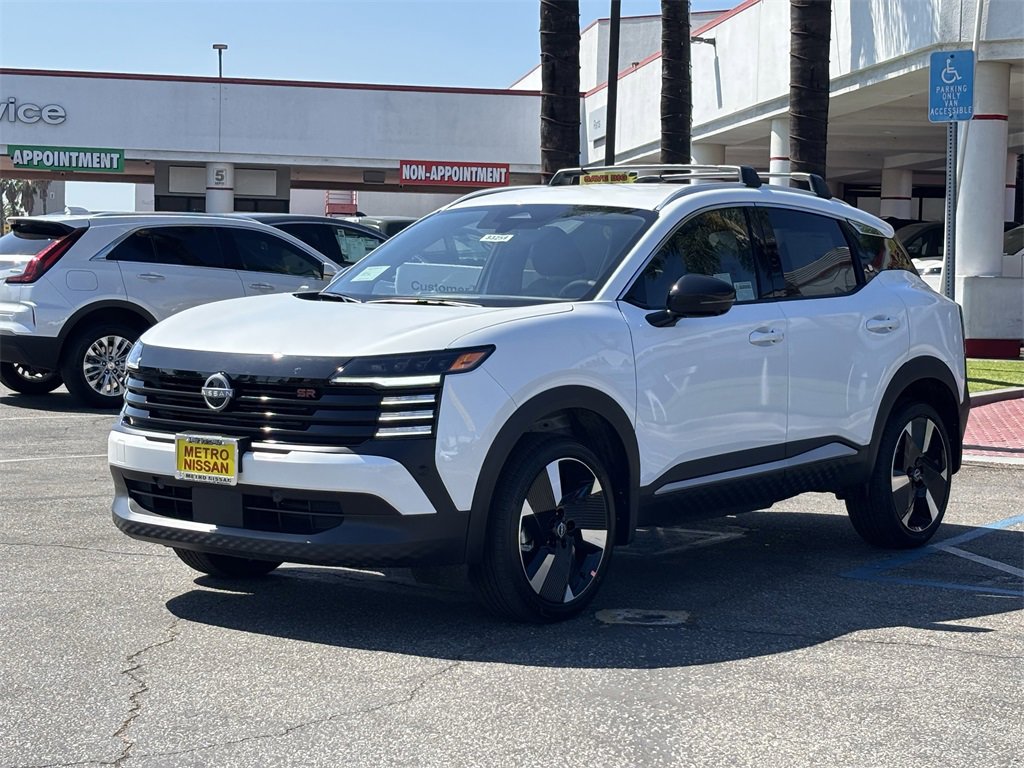 New 2026 Nissan Kicks SR image 5