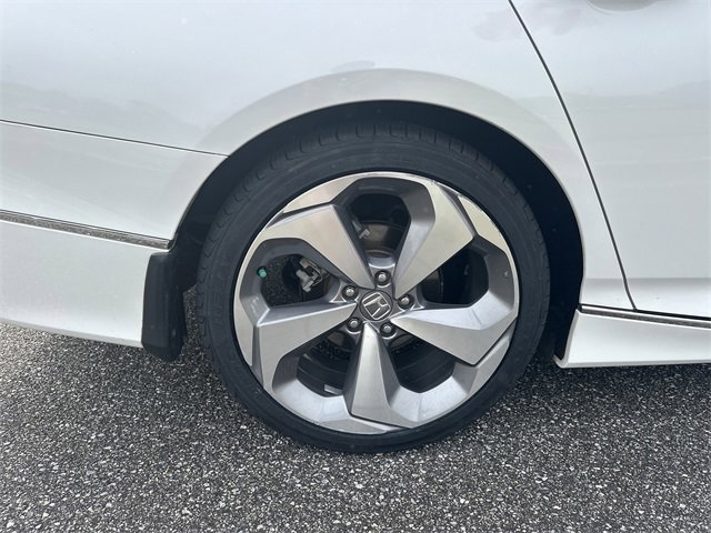 Used 2020 Honda Accord Touring image 17