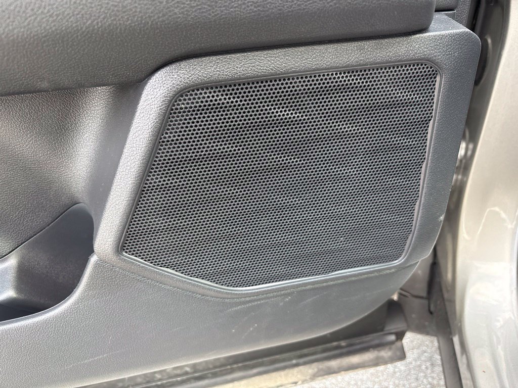 Used 2022 Lexus UX 200 w/ Accessory Package (Z1) FWD image 27