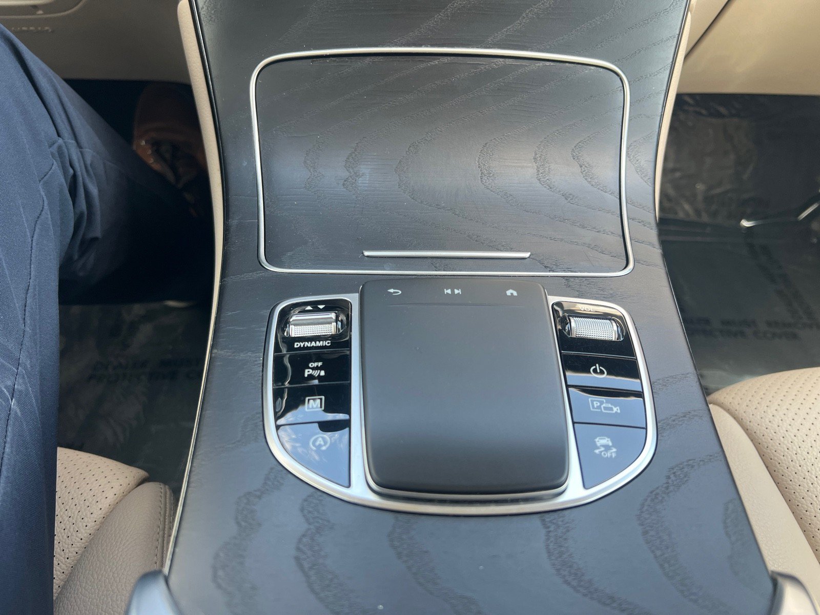 Certified 2022 Mercedes-Benz GLC 300 image 29