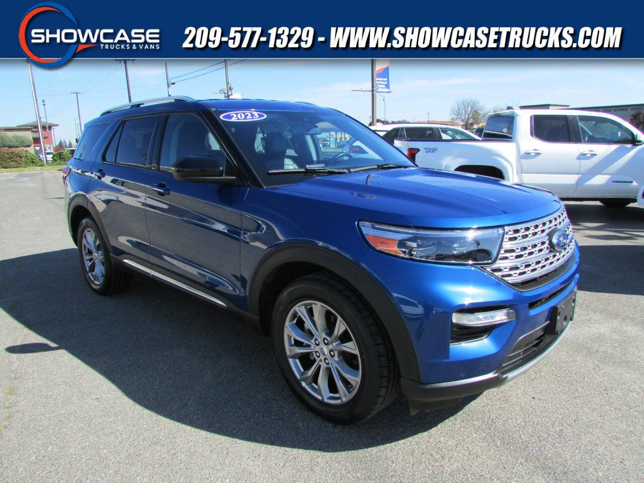 Used 2023 Ford Explorer Limited image 1