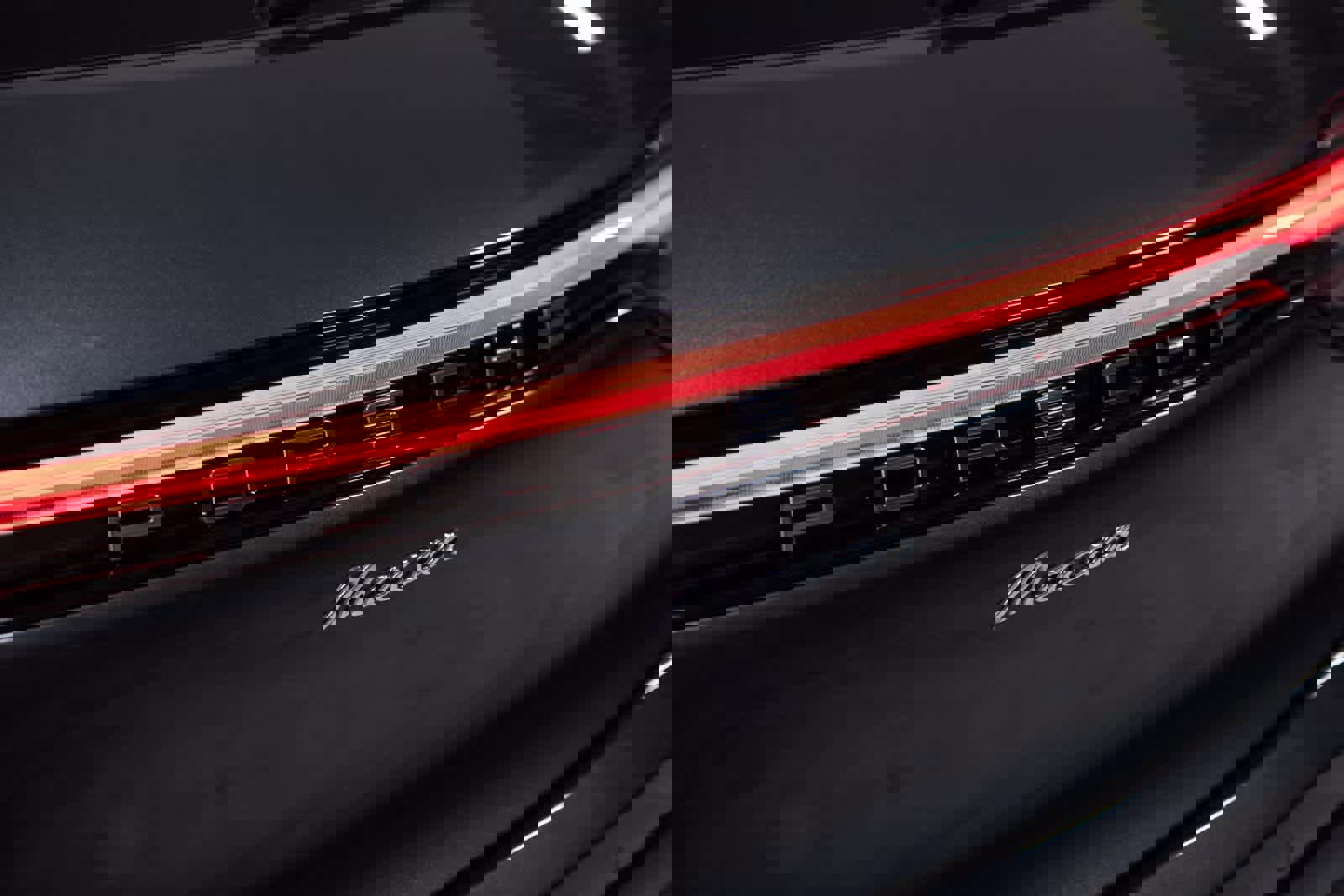 Certified 2025 Porsche Macan image 35