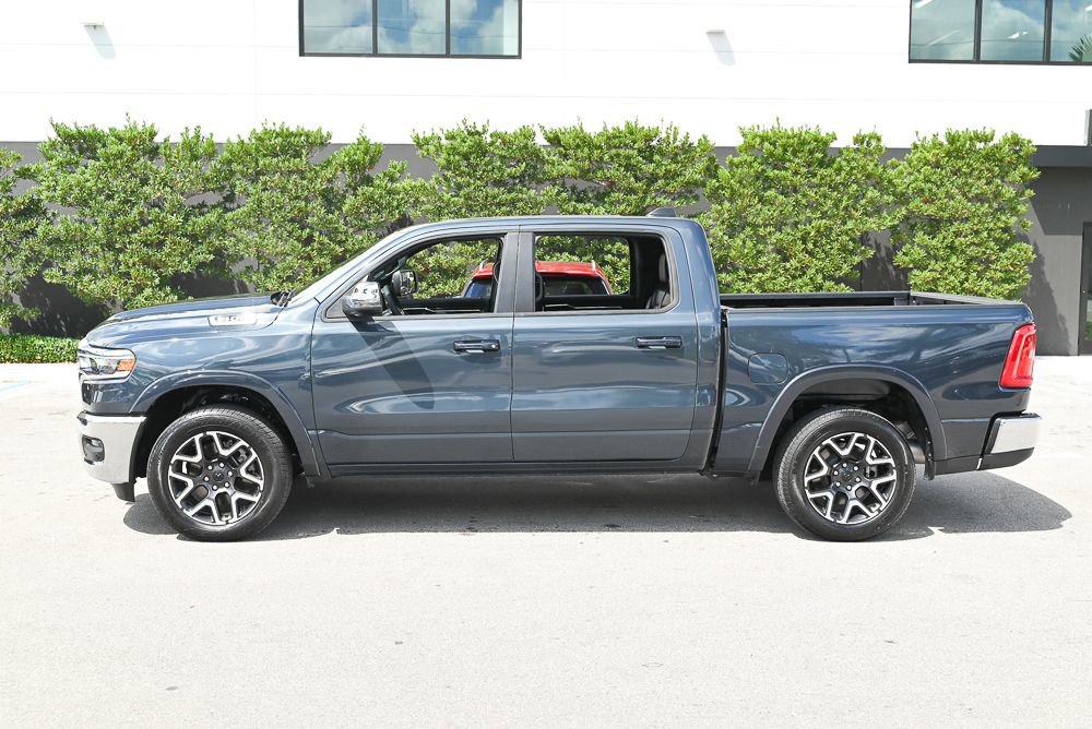 Used 2026 RAM 1500 Laramie AWD/4WD image 7