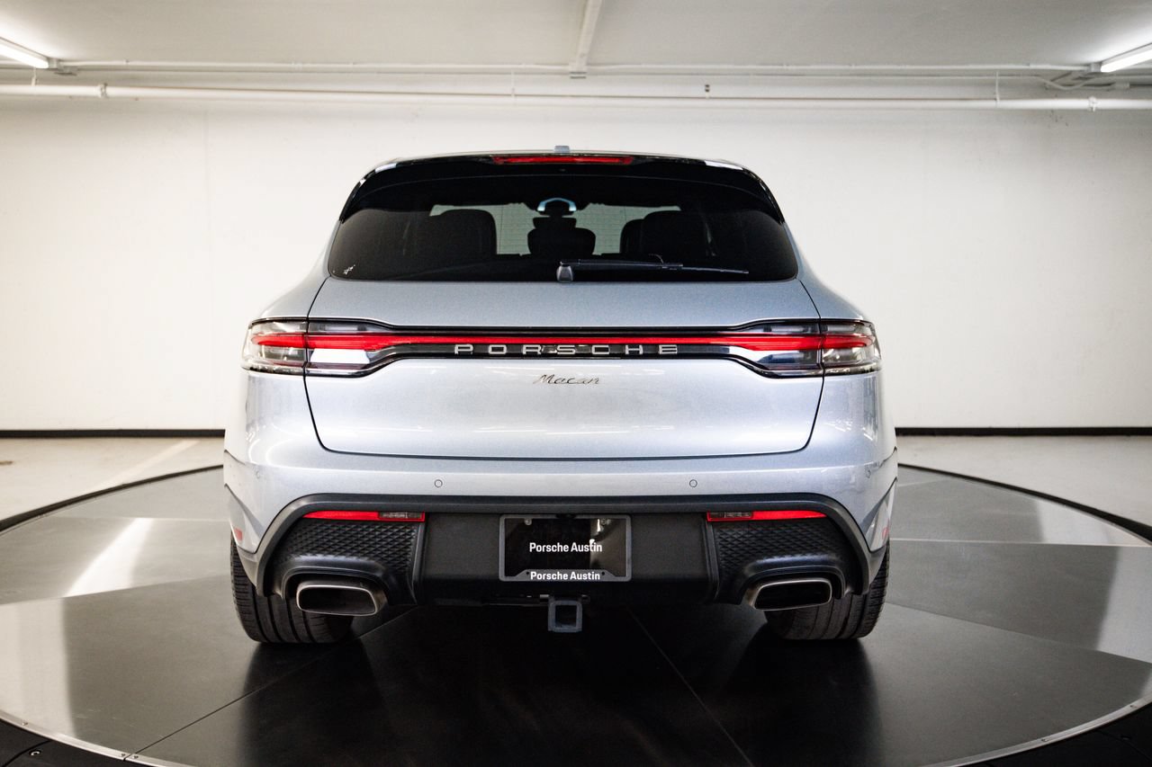 Certified 2023 Porsche Macan AWD/4WD image 6