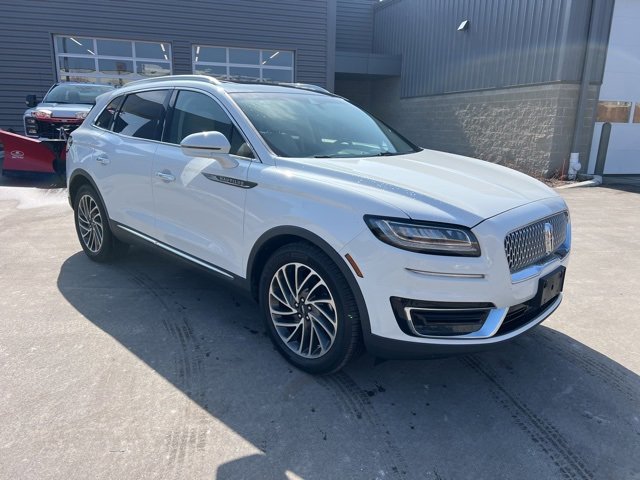 Used 2020 Lincoln Nautilus Reserve image 3