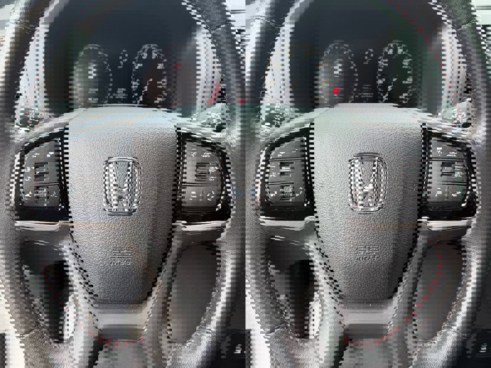 Used 2025 Honda Odyssey Sport-L image 37