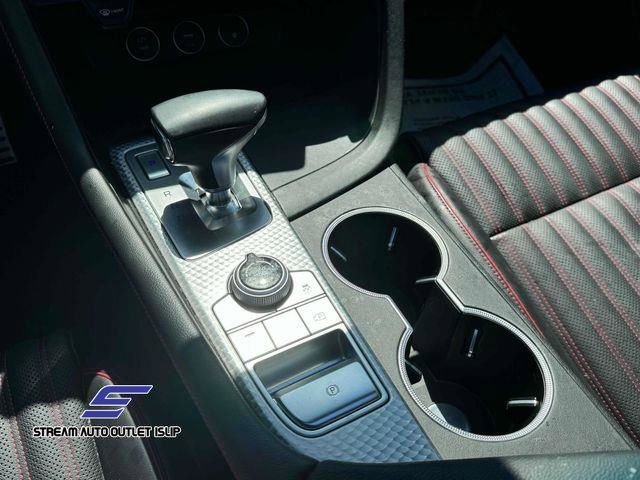 Used 2023 Genesis G70 2.0T w/ Sport Prestige Package image 34