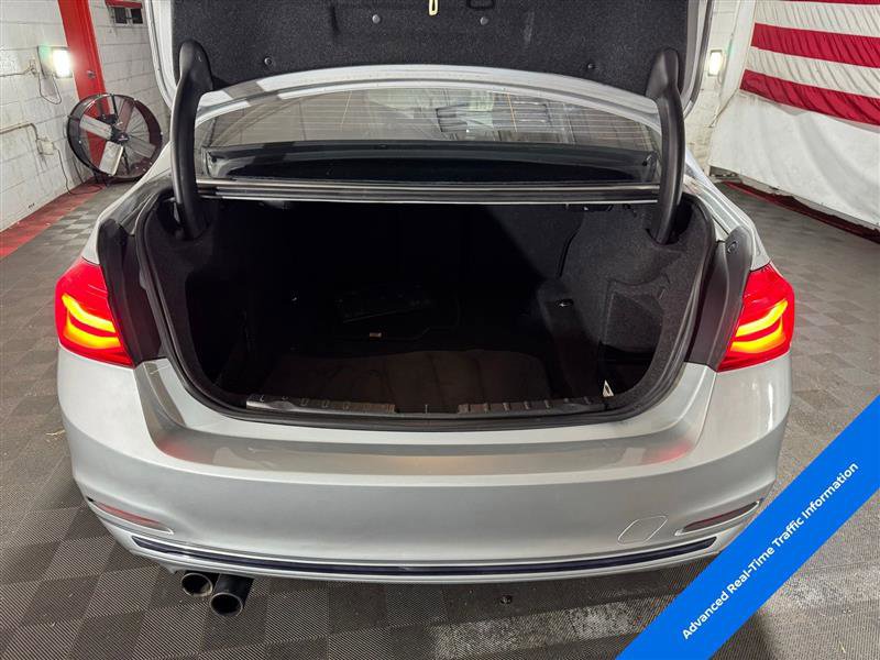 Used 2017 BMW 330i xDrive Sedan image 14