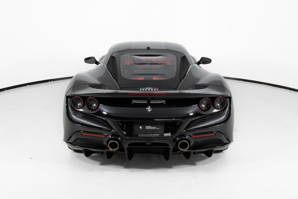 Used 2022 Ferrari F8 Tributo RWD image 7