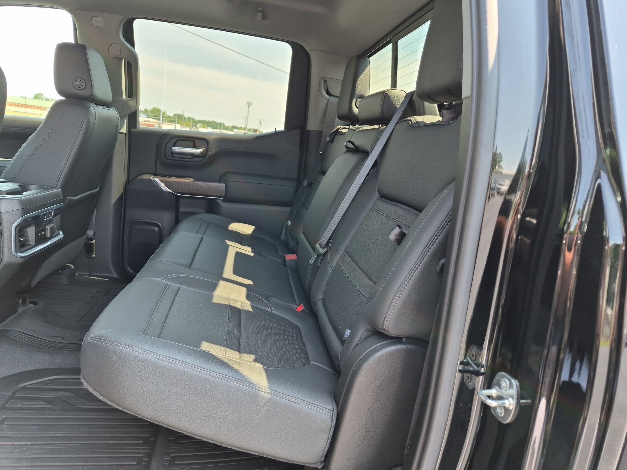 Used 2020 GMC Sierra 1500 Denali w/ Denali Ultimate Package AWD/4WD image 31