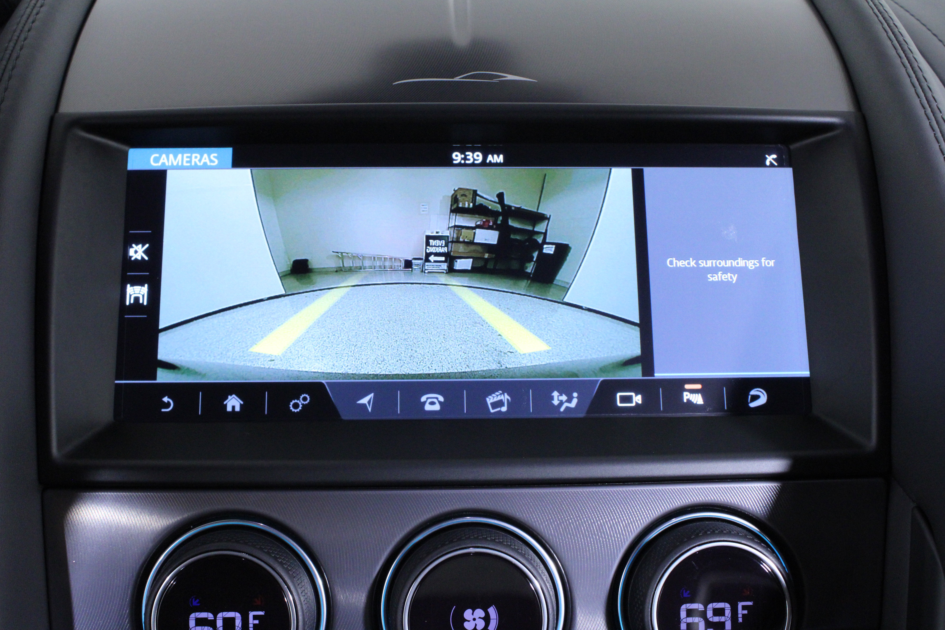 Used 2024 Jaguar F-TYPE R AWD/4WD image 25