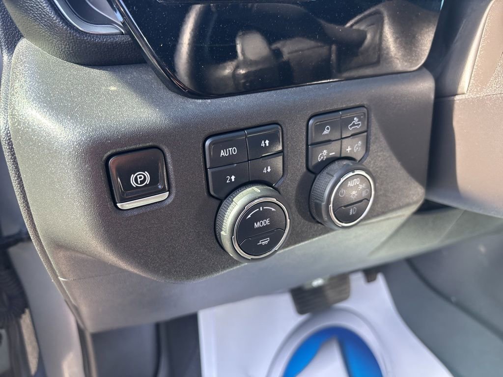 Used 2025 Chevrolet Silverado 1500 High Country image 21