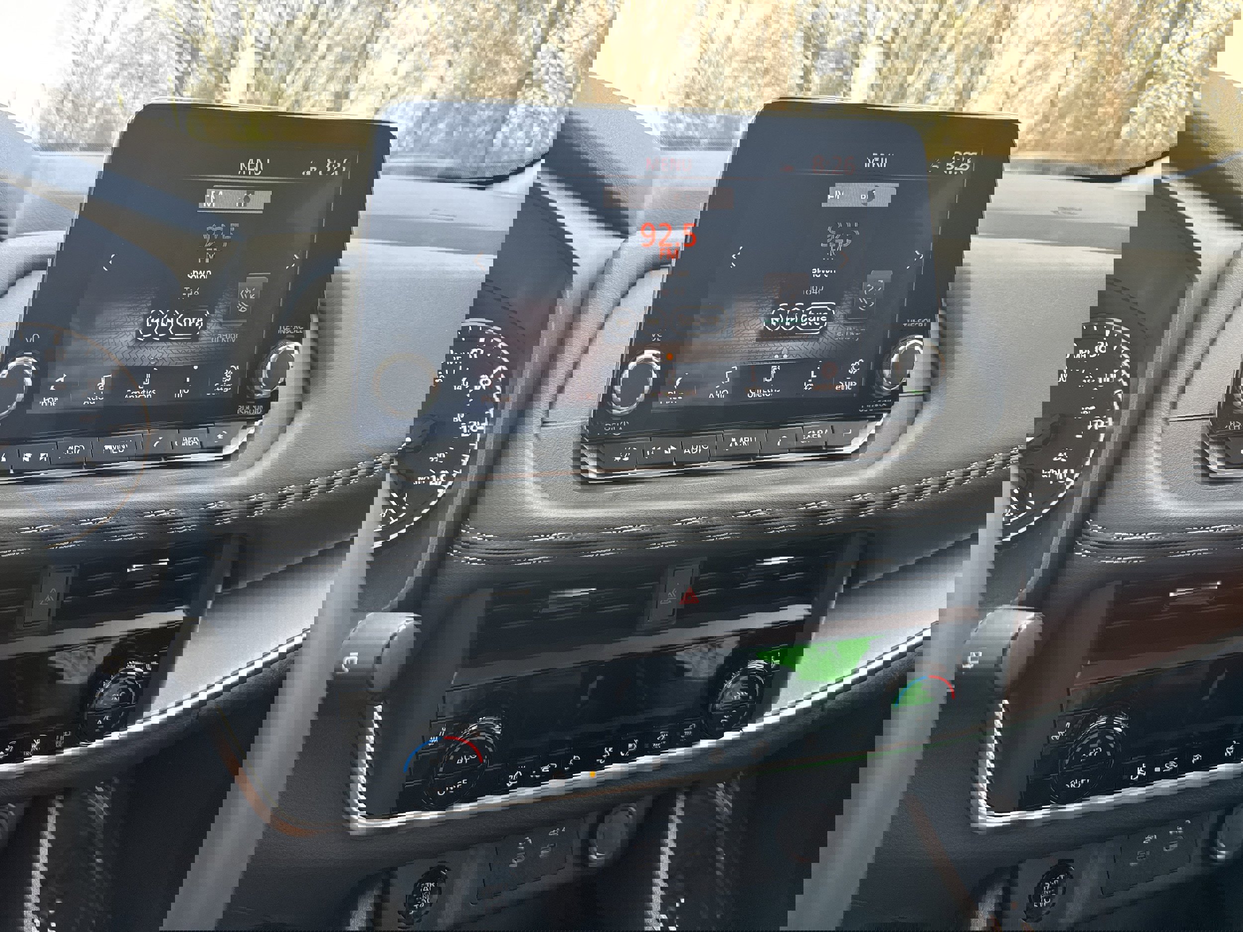 Used 2025 Nissan Rogue SV w/ SV Premium Package image 20