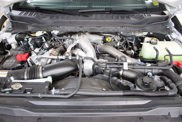 Used 2026 Ford F450 Lariat AWD/4WD image 32