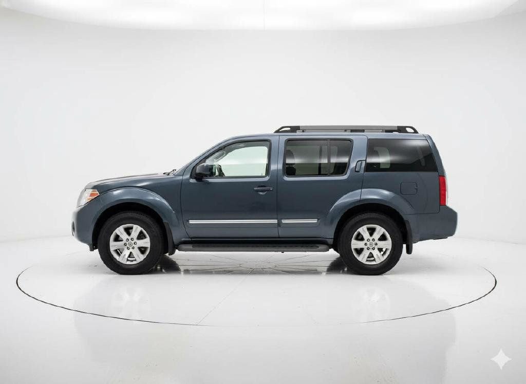 Used 2008 Nissan Pathfinder LE w/ Navigation Pkg image 8