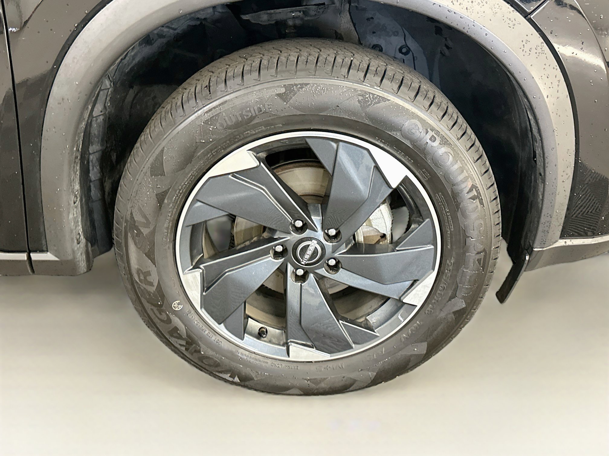 Used 2024 Nissan Rogue SV AWD/4WD image 11