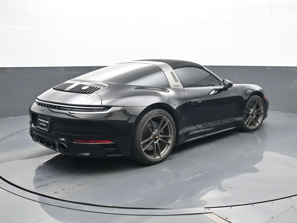 Certified 2024 Porsche 911 AWD/4WD image 16