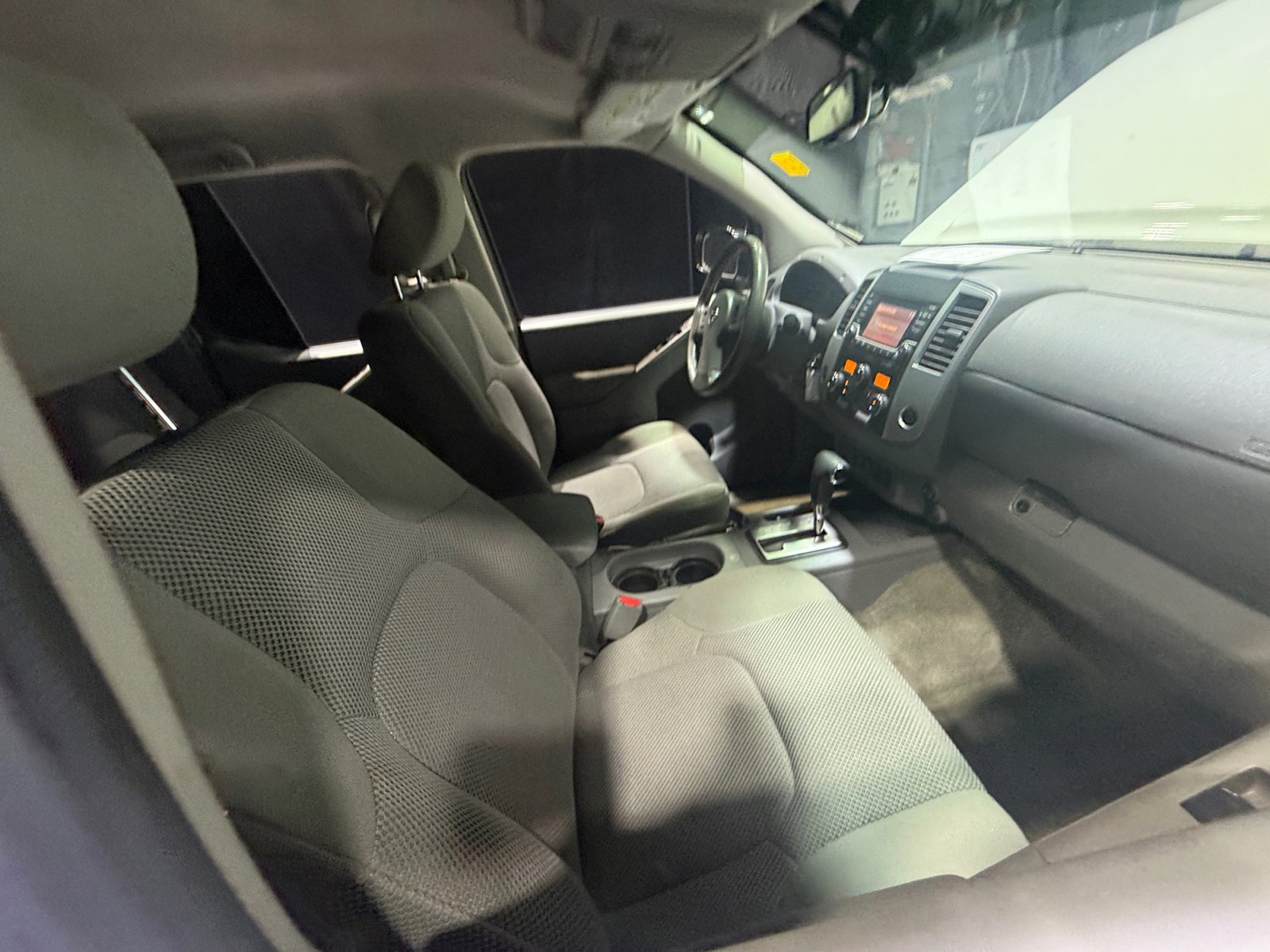Used 2018 Nissan Frontier SV w/ Value Truck Package RWD image 19