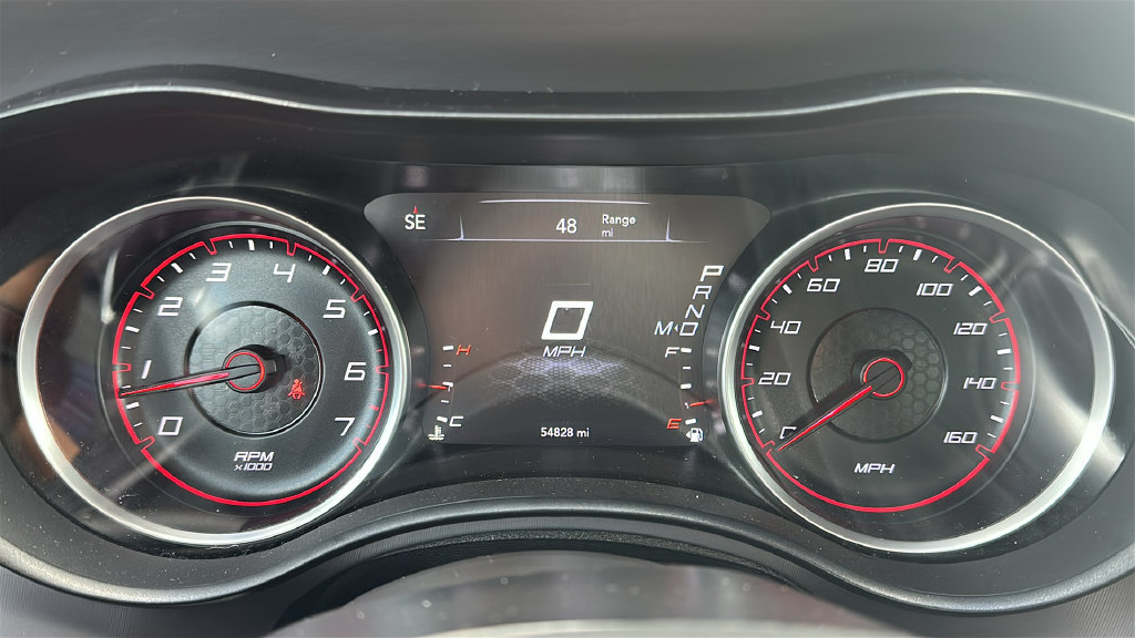 Used 2022 Dodge Charger R/T RWD image 2