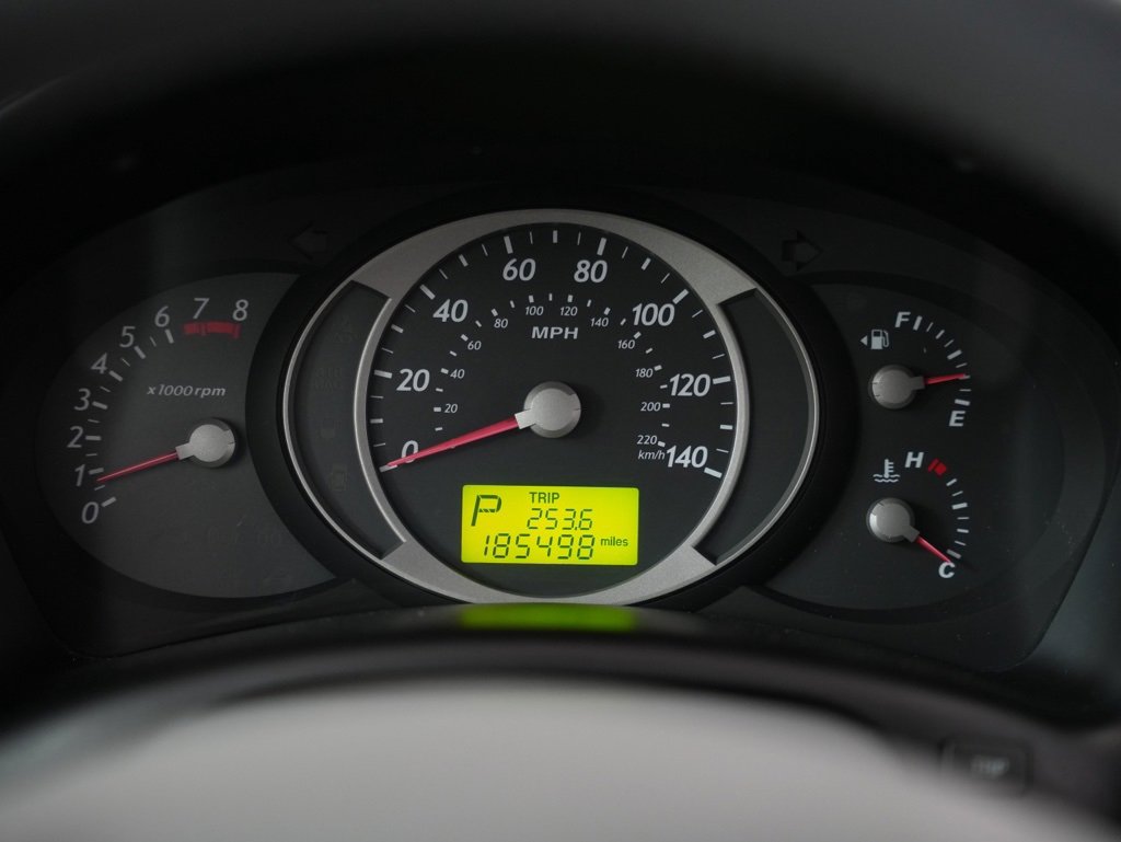 Used 2005 Hyundai Tucson GLS image 12