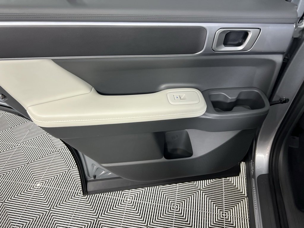 Used 2024 Hyundai Santa Fe SEL image 30