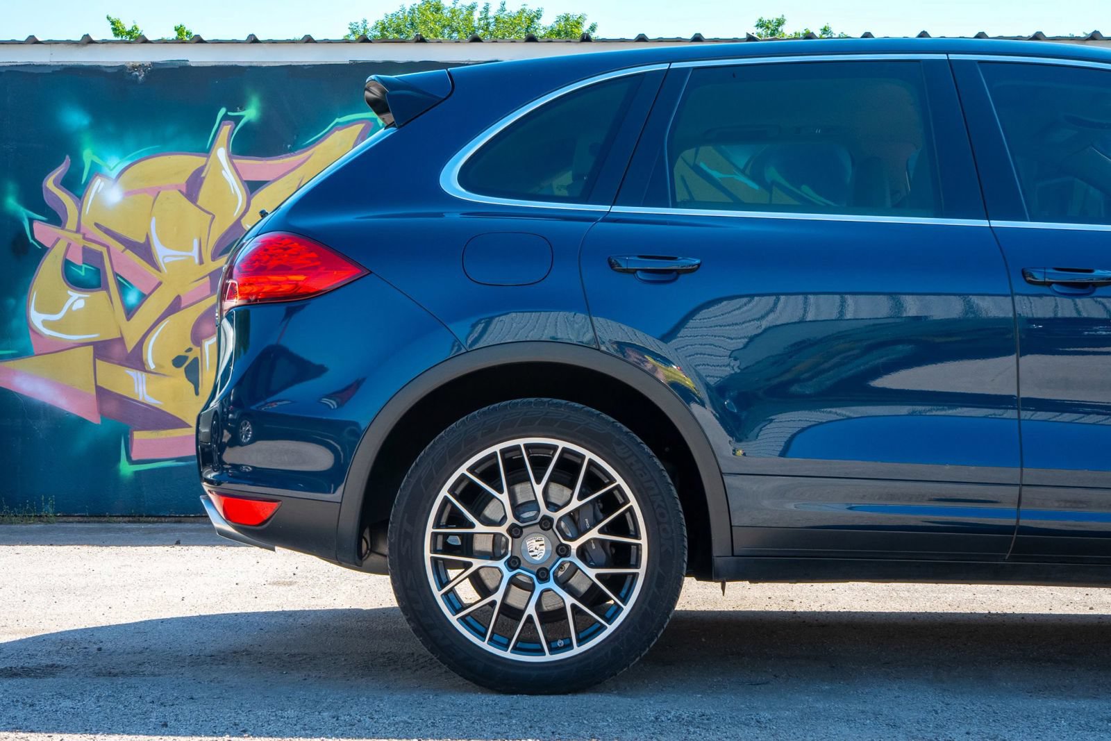 Used 2014 Porsche Cayenne AWD/4WD image 7