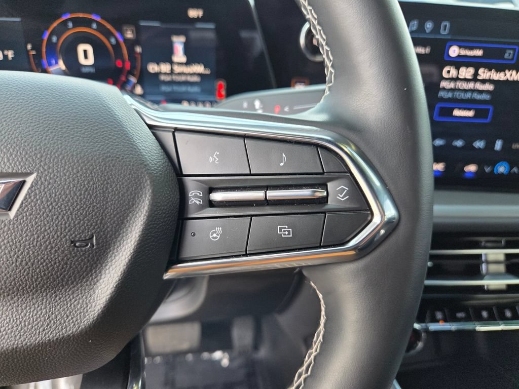 Used 2024 Chevrolet Traverse LS FWD image 30