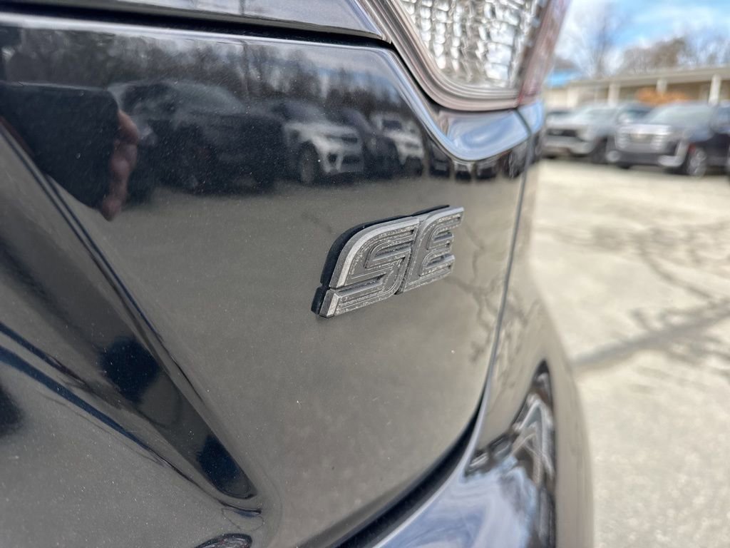 Used 2022 Toyota Corolla SE image 26