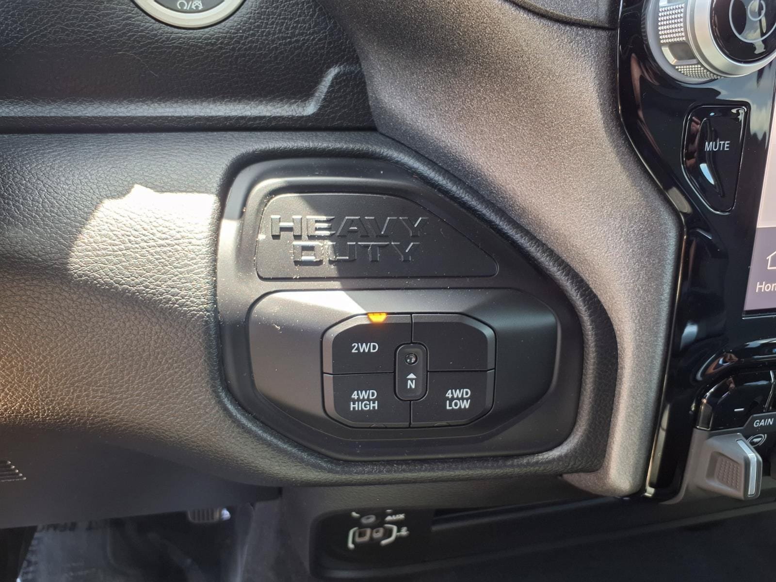 Used 2025 RAM 2500 Tradesman AWD/4WD image 20