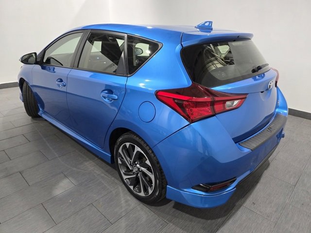 Used 2017 Toyota Corolla iM image 3