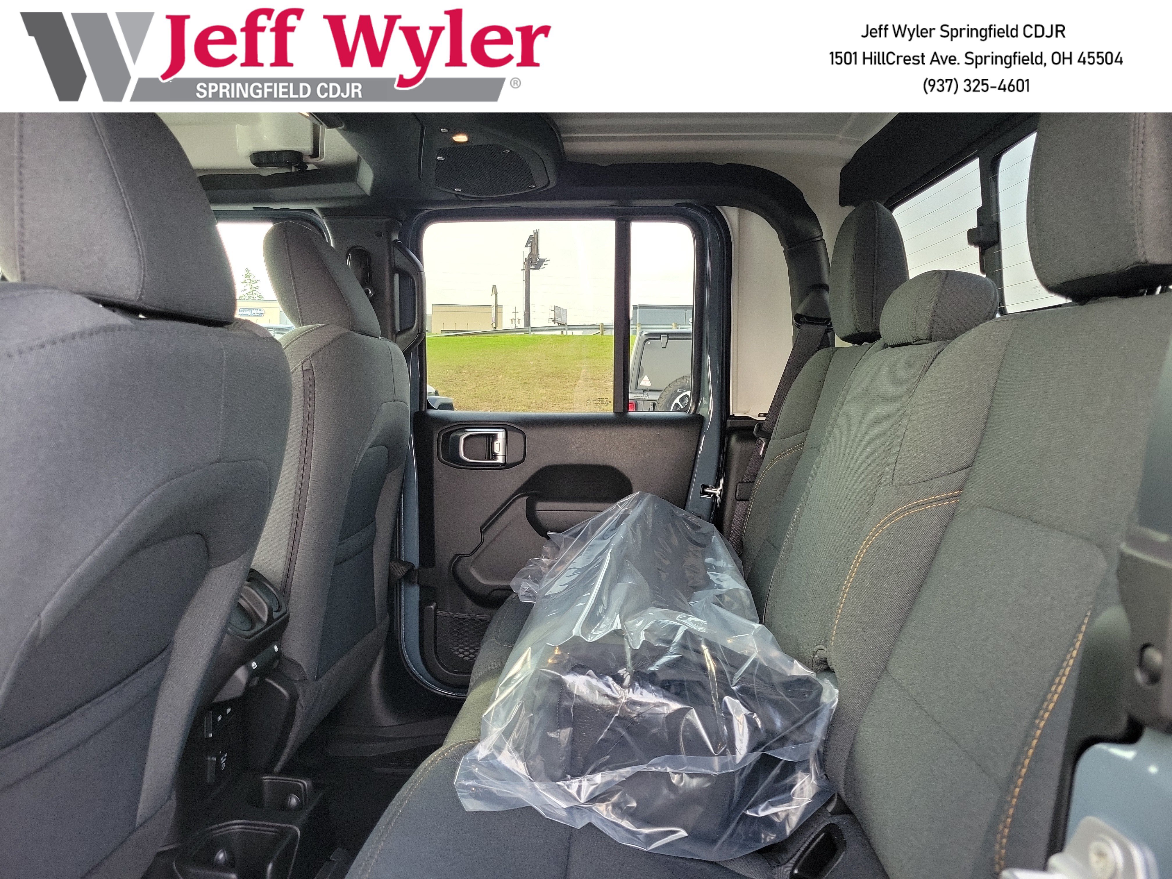 New 2026 Jeep Gladiator Sport AWD/4WD image 16