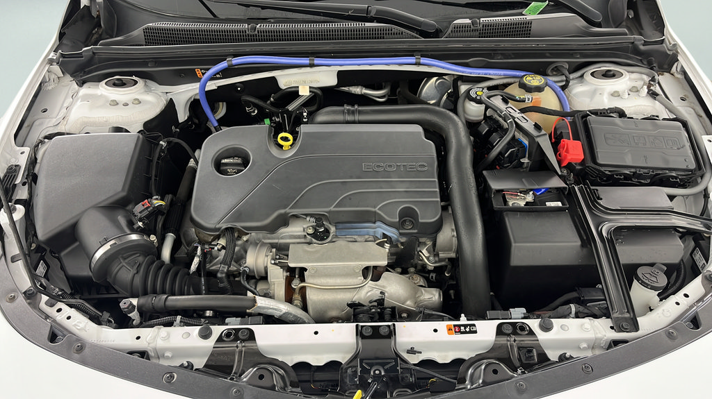 Used 2022 Chevrolet Malibu LT FWD image 38
