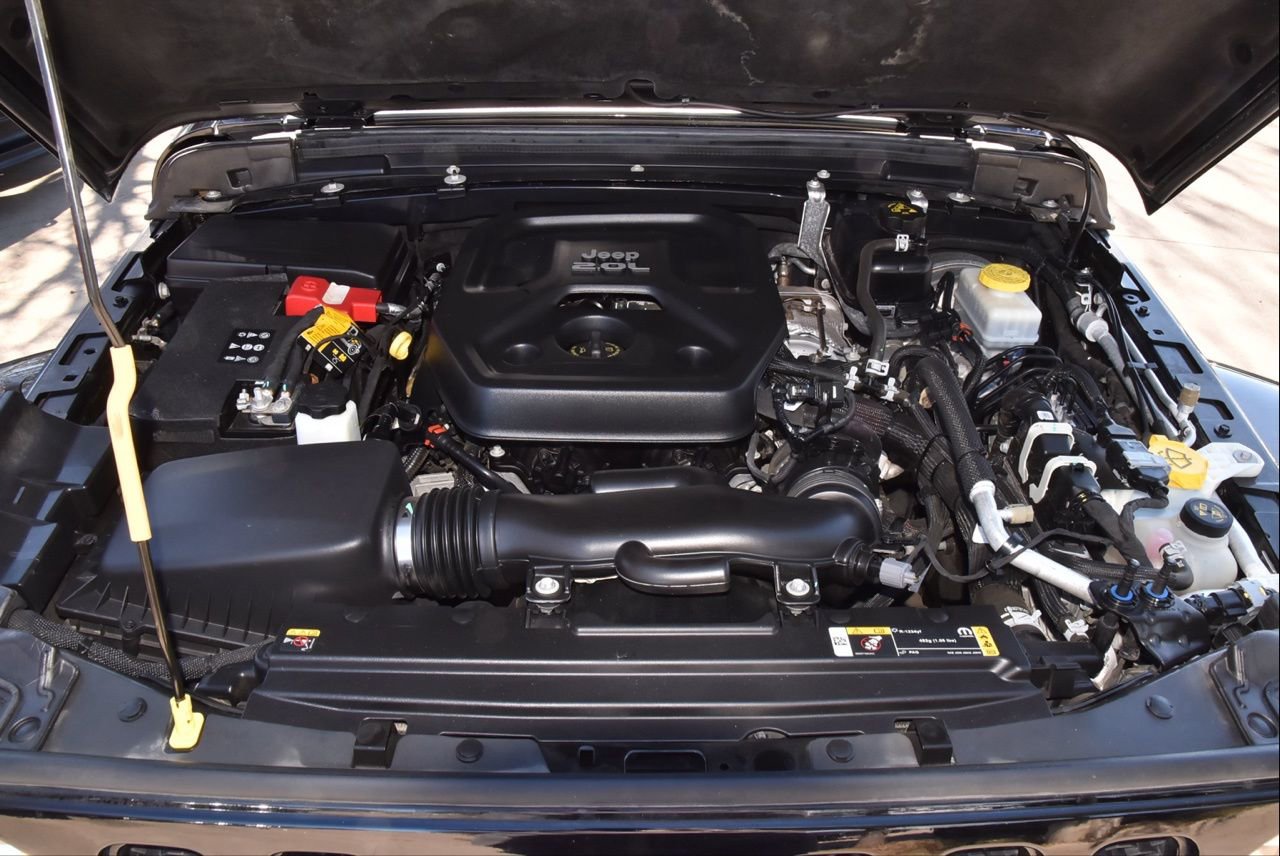 Used 2022 Jeep Wrangler Unlimited Sahara image 42