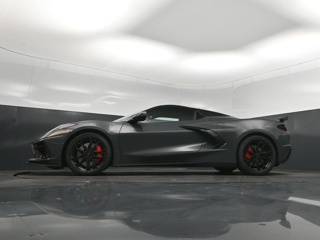 New 2027 Chevrolet Corvette Stingray Convertible w/ Z51 Performance Package RWD image 31