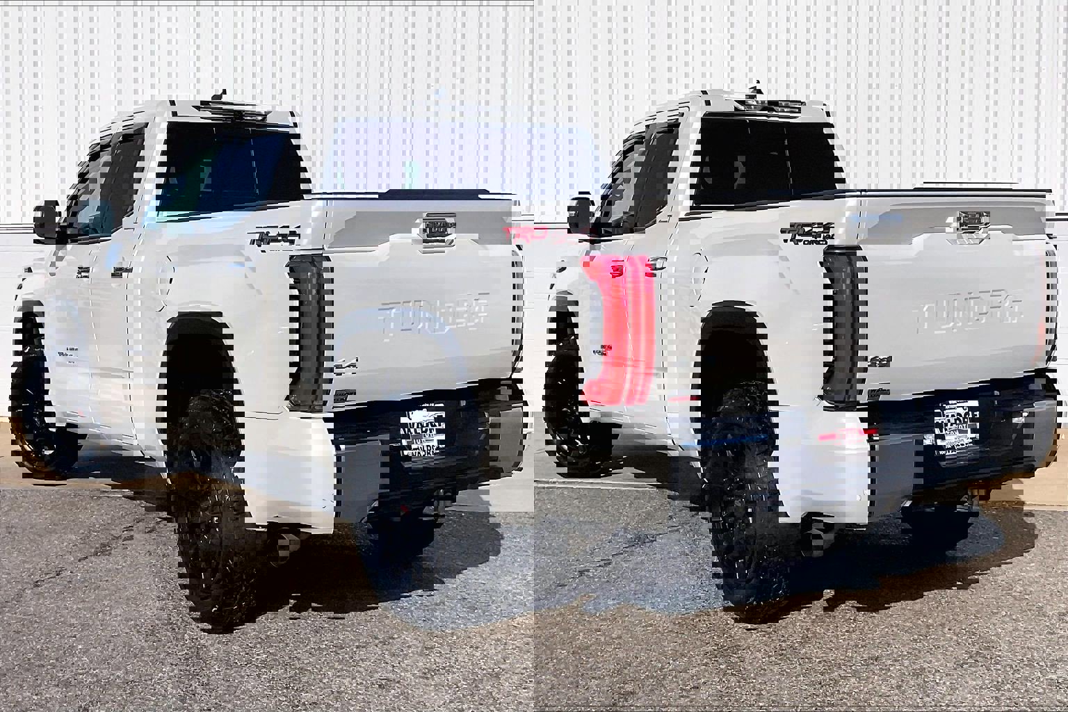 Used 2022 Toyota Tundra Limited image 15