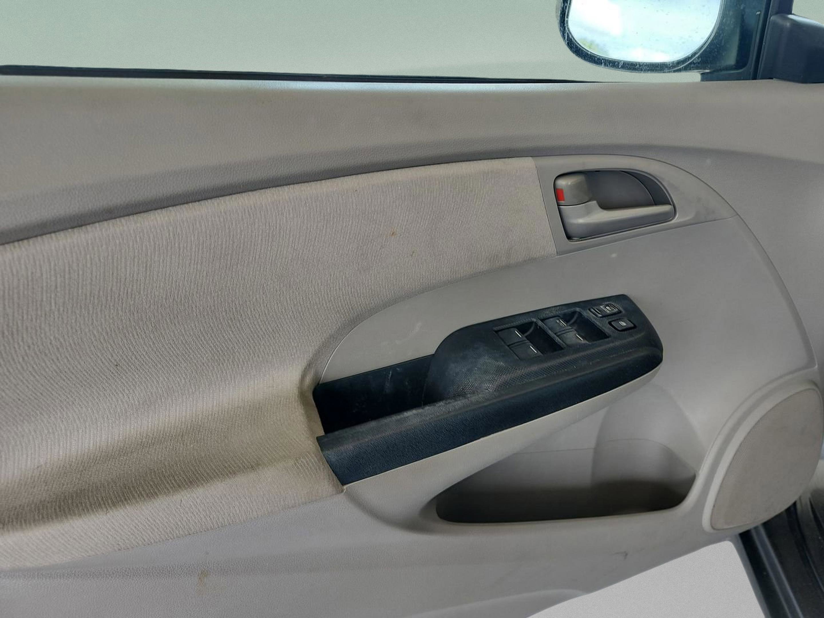 Used 2011 Honda Insight EX image 16