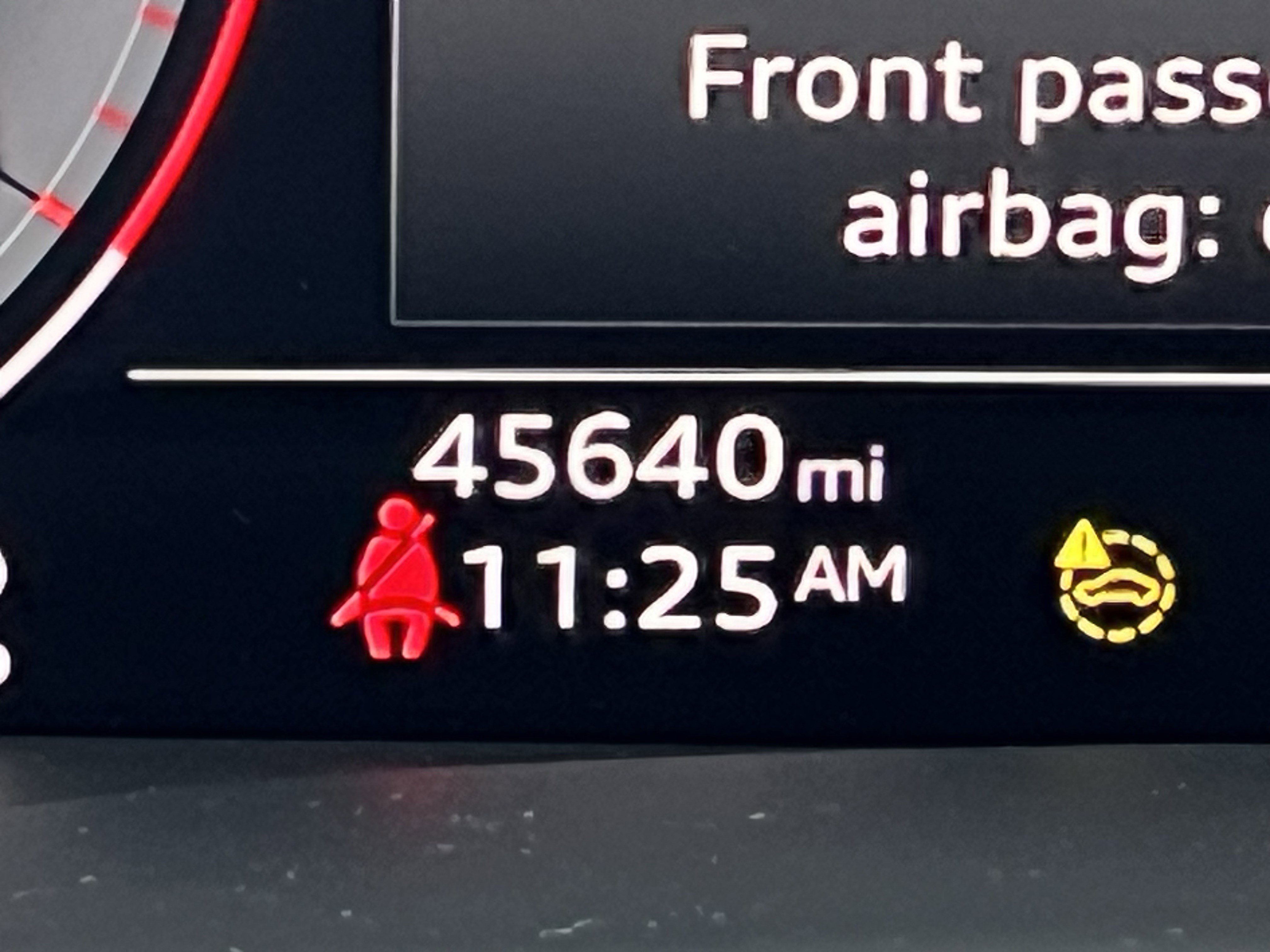 Used 2023 Audi Q8 Premium Plus image 22