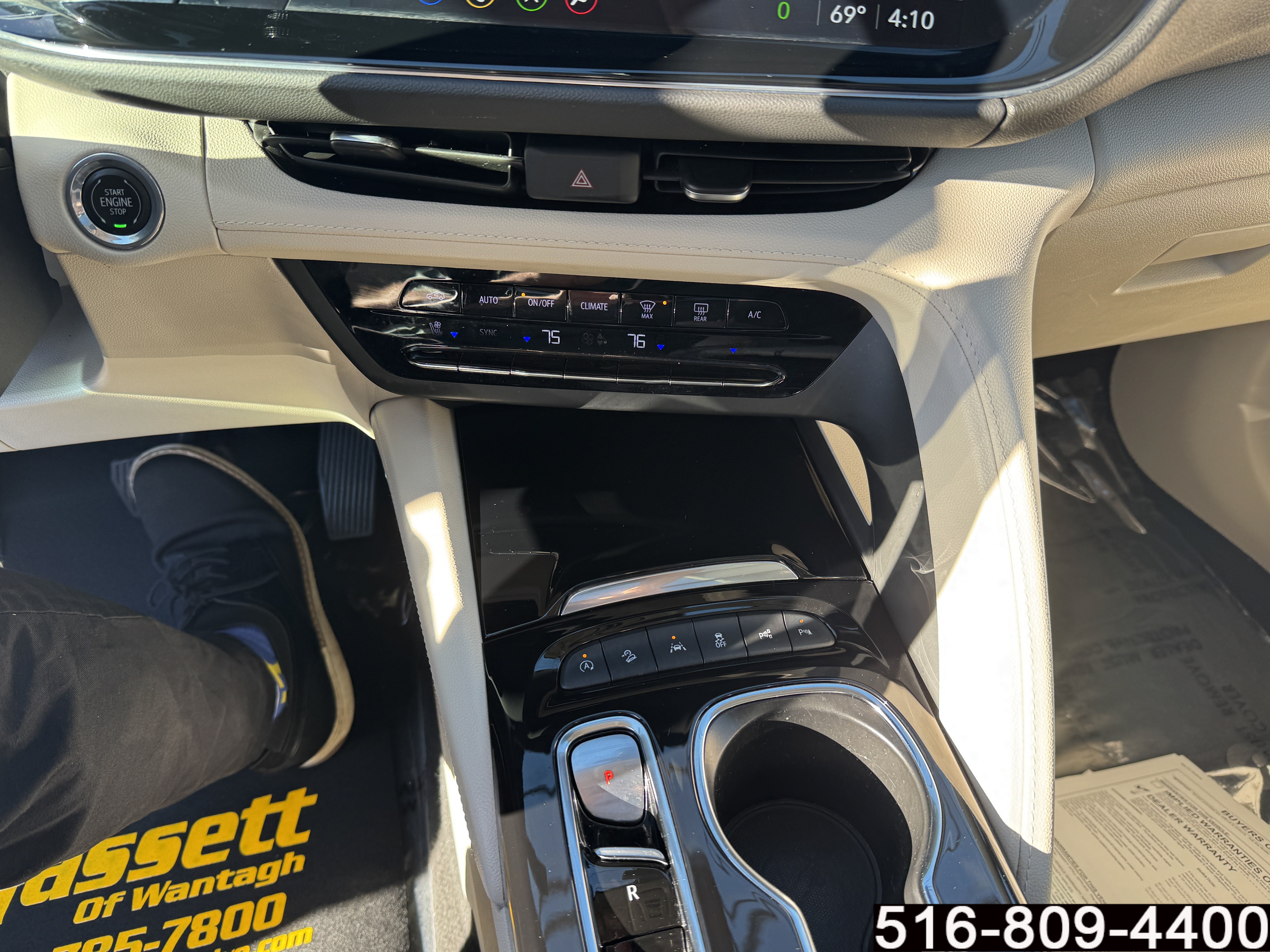 Used 2023 Buick Envision Avenir AWD/4WD image 19