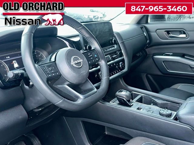 Used 2023 Nissan Pathfinder SL image 13