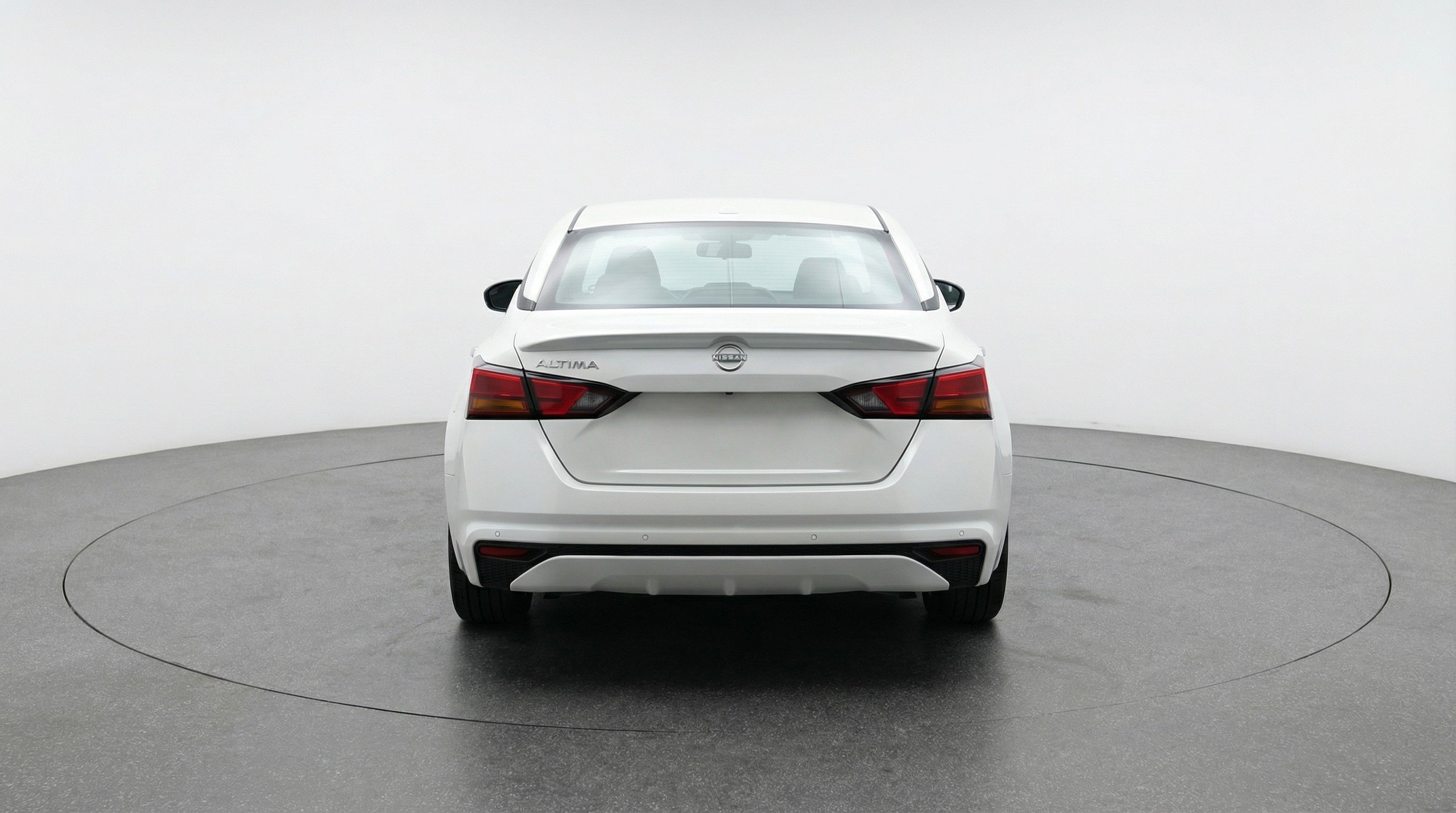 Used 2025 Nissan Altima 2.5 SV FWD image 7