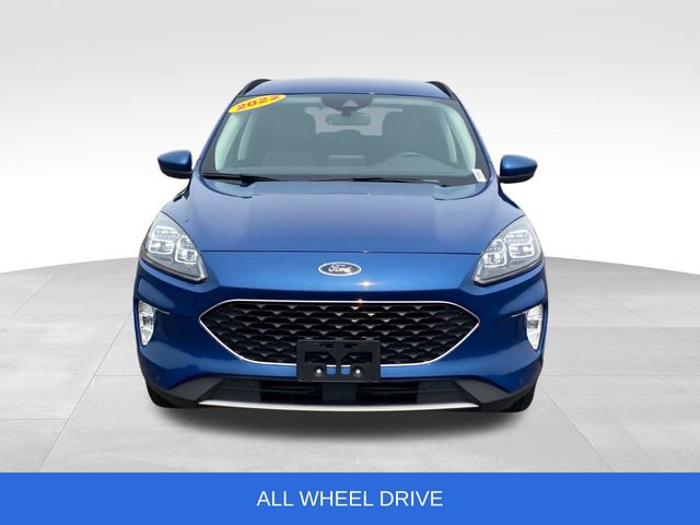 Used 2022 Ford Escape Titanium AWD/4WD image 2
