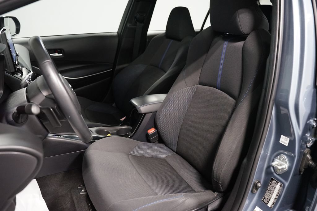 Used 2022 Toyota Corolla SE w/ SE Premium Package image 27