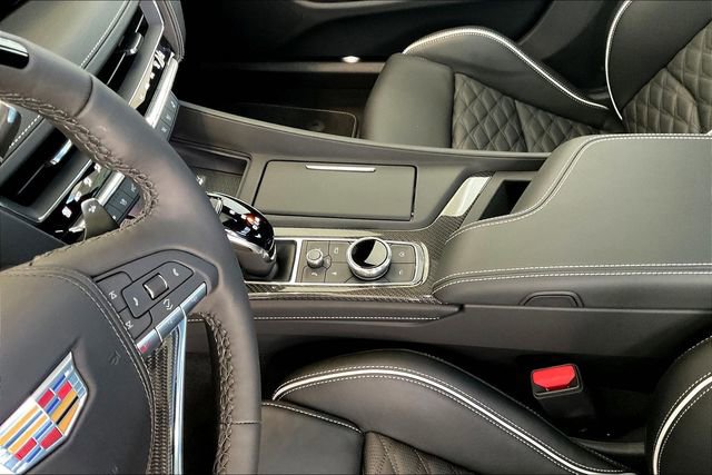 New 2026 Cadillac CT5 V Blackwing w/ Carbon Fiber 2 Package image 7