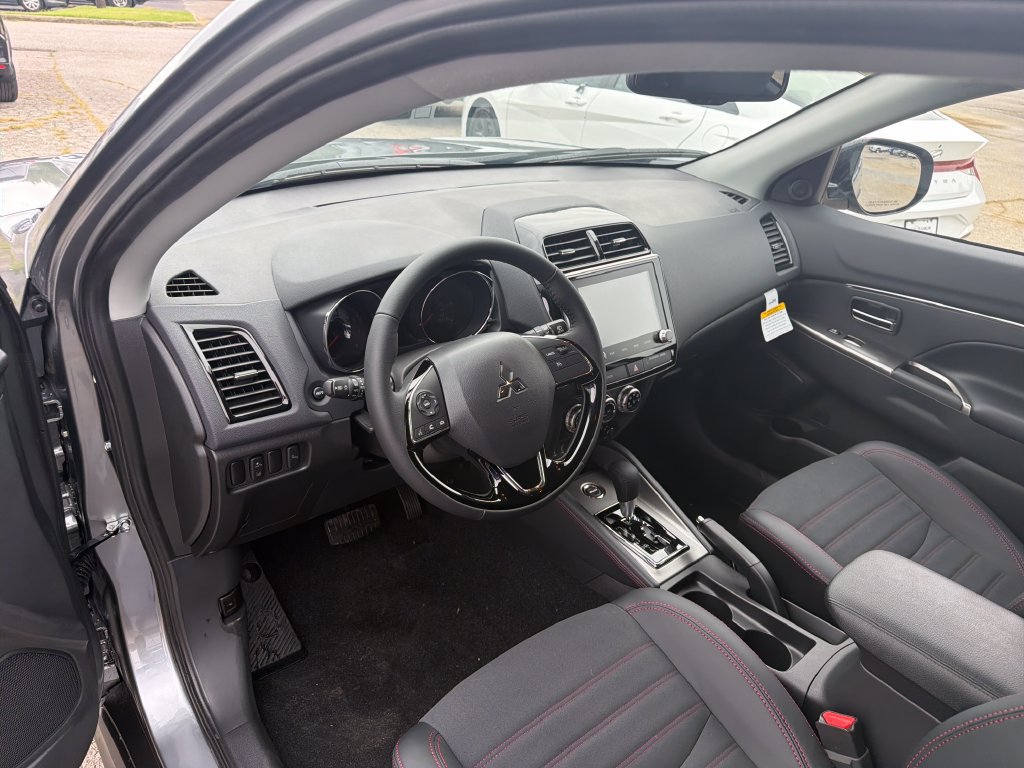 New 2027 Mitsubishi Outlander Sport SE AWD/4WD image 16