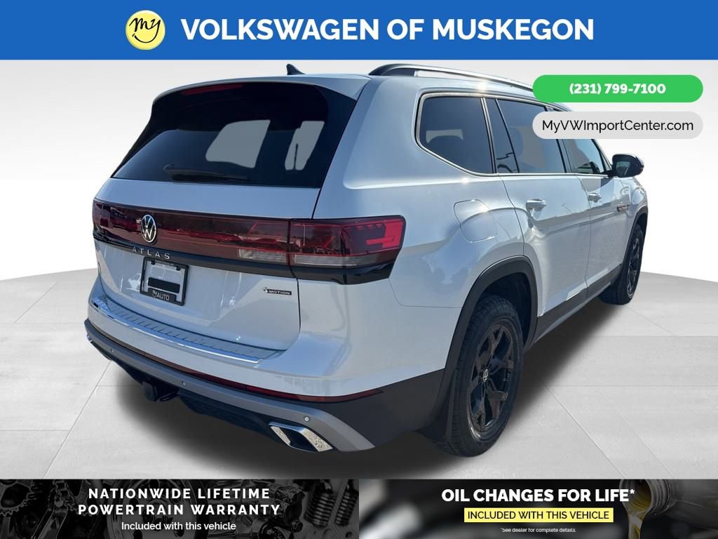 New 2026 Volkswagen Atlas Peak Edition image 7