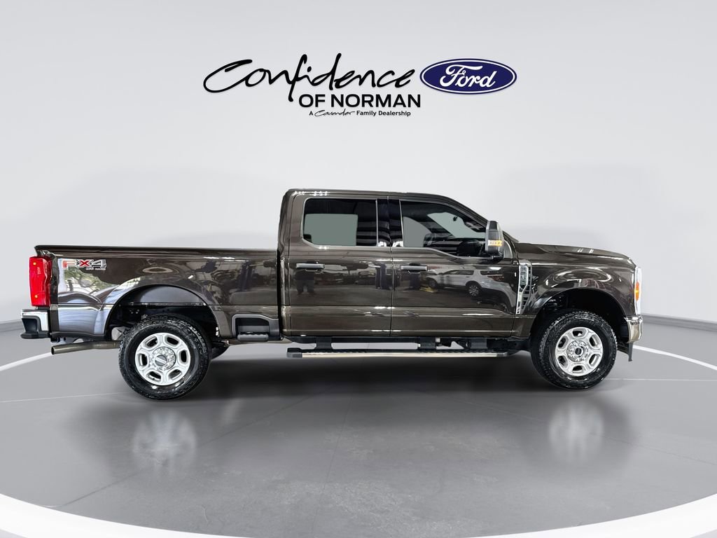 Used 2025 Ford F250 XLT w/ FX4 Off-Road Package AWD/4WD image 10